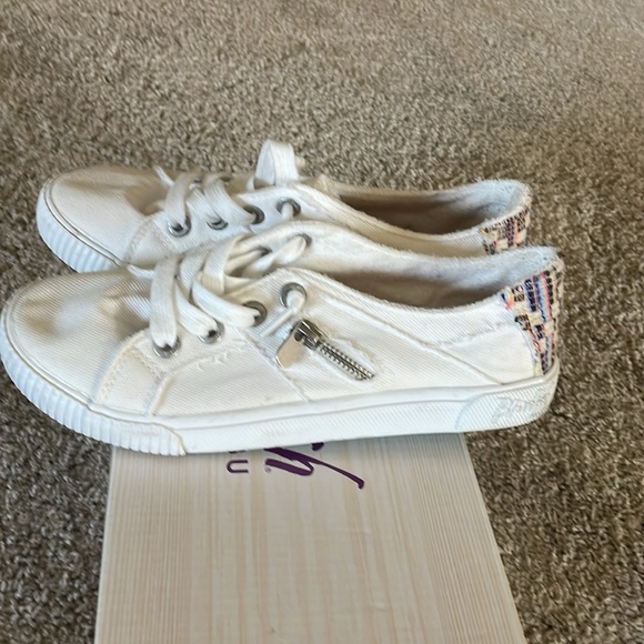 Blowfish Malibu Fruit Canvas Sneaker - Picture 2 of 3